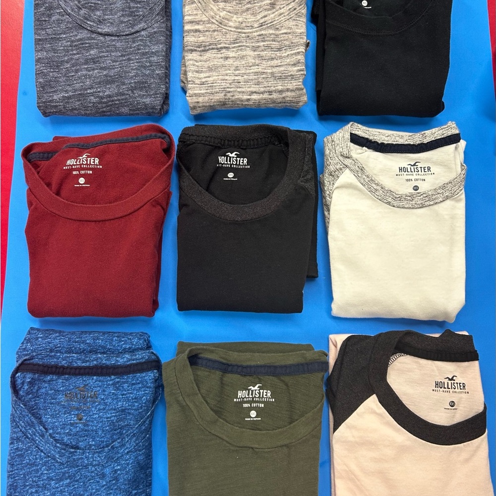 Hollister bundle tees